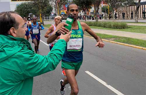 Maratona - Peruanos dominam as maratonas do Pan-Americano de Lima